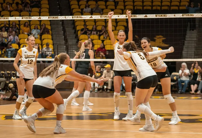 Cowgirls Sweep Past Bengals in Pocatello