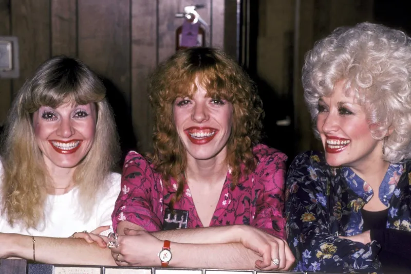 Dolly Parton's Sister Freida Addresses Rumors of a Family Feud