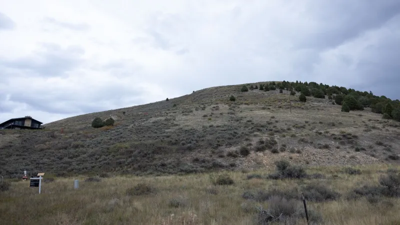1,000 hikes could earn $100K for High School Butte