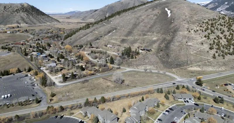 'Boot the butte' underway