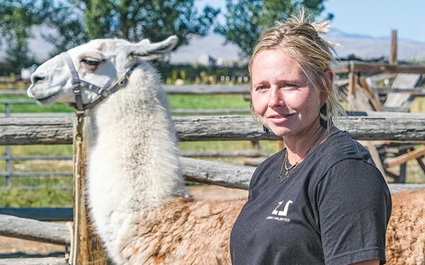 Local virtual students tour Llamas Unlimited