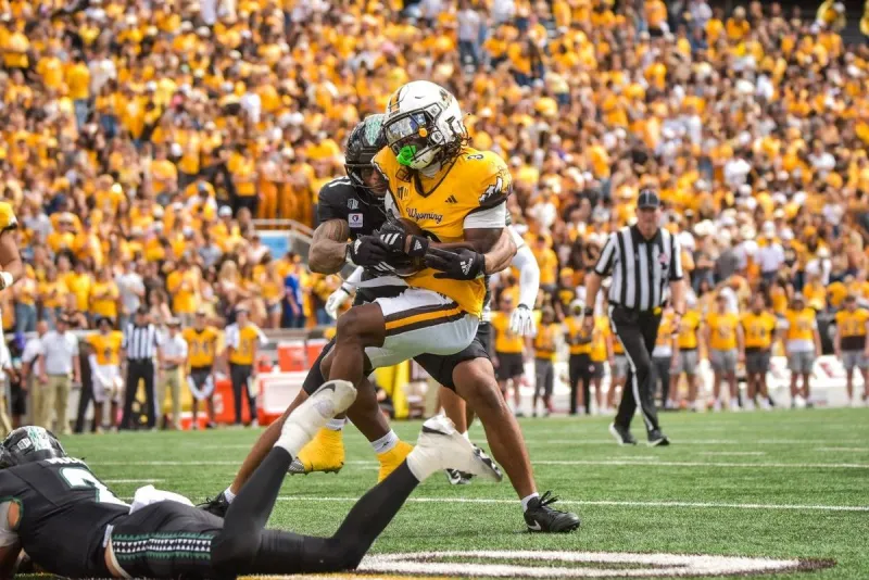 DeBlanc Wants the Ball: 'I Feel Like I'm a Walking First Down'