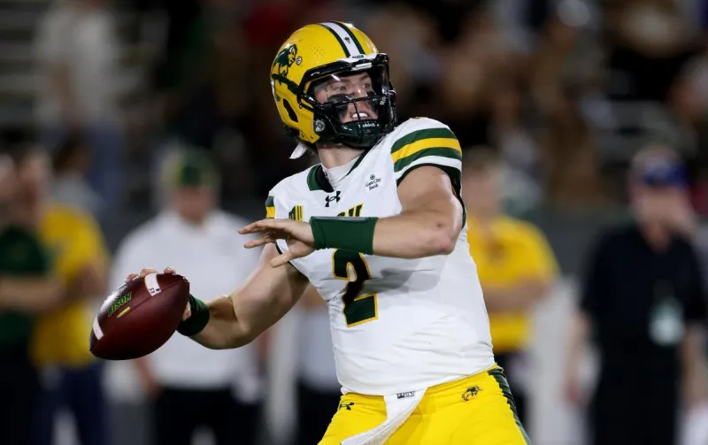 Know Wyoming's Foe: NDSU Bison