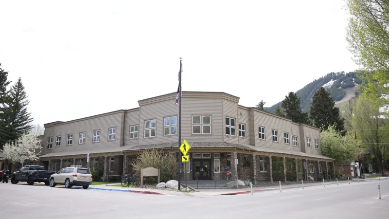 County Commission adopts resolution in support of foreign-born community