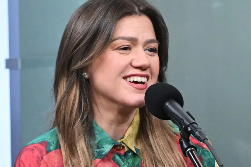 Kelly Clarkson Explains Why She Hasn't Dated After Ex-Husband Brandon Blackstock's Death