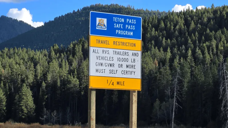 WYDOT's Safe Pass enforcement begins today with new WY22 signage