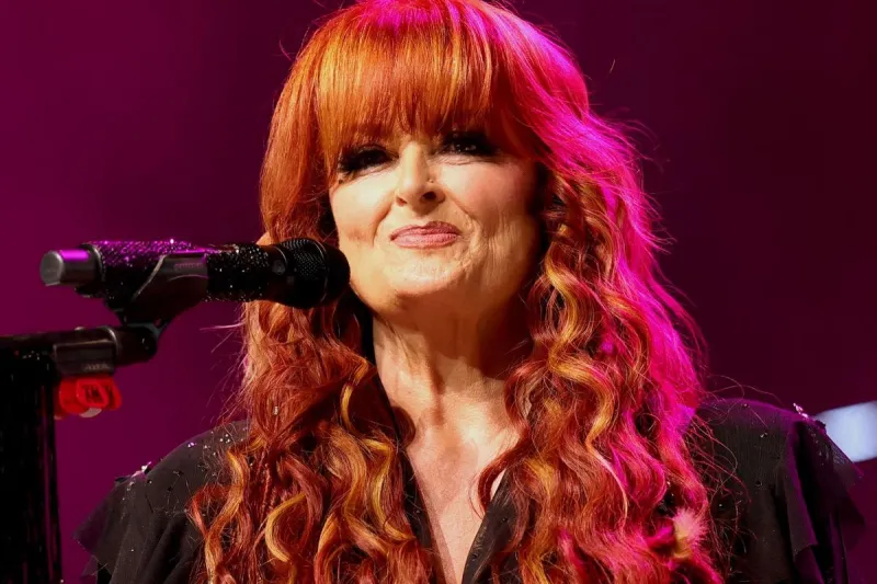 Wynonna Tells 'The Hard Truth'