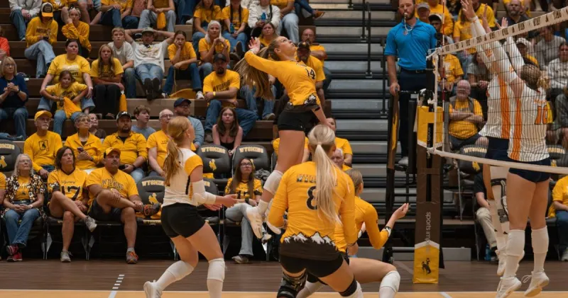 Lauterwasser Reaches 1,000-Kill Club in Loss to UTEP