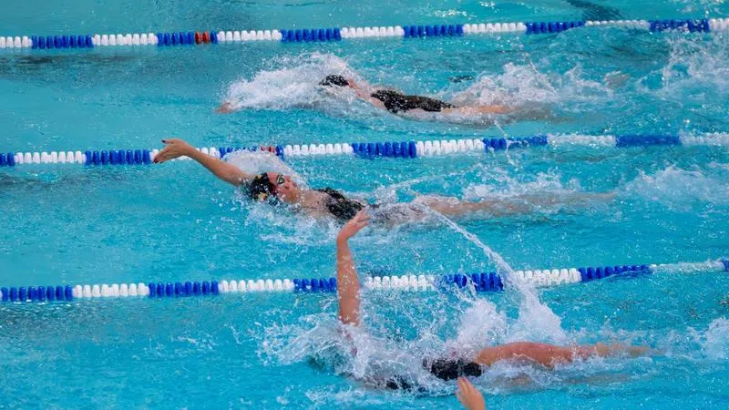 Pokes Take Second on Both Sides in First Invitational Meet of the Season