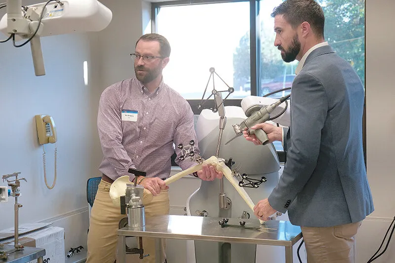 Robots becoming a key piece for hospital surgical success