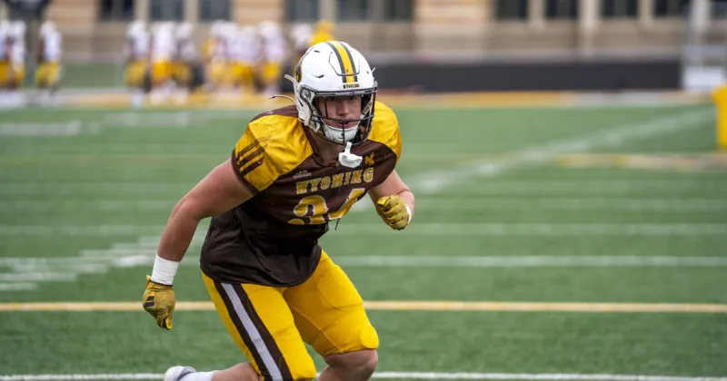 Perez's effort lands linebacker increased role in Wyoming defense