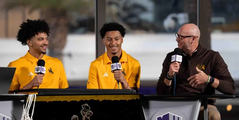 Pokes Insider: Bennett, Rojas bring chemistry, continuity to backcourt