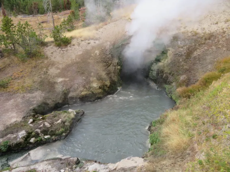 Throwback Thursday: Yellowstone Steam, v.2.0