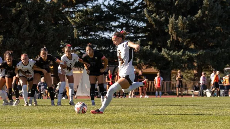 Soccer Travels to UNLV on Sunday