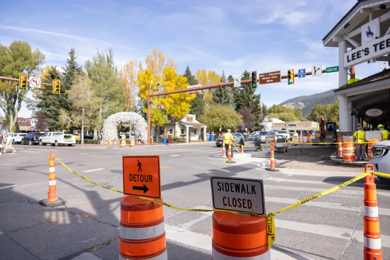 SNAPPED: Broadway construction closes lanes