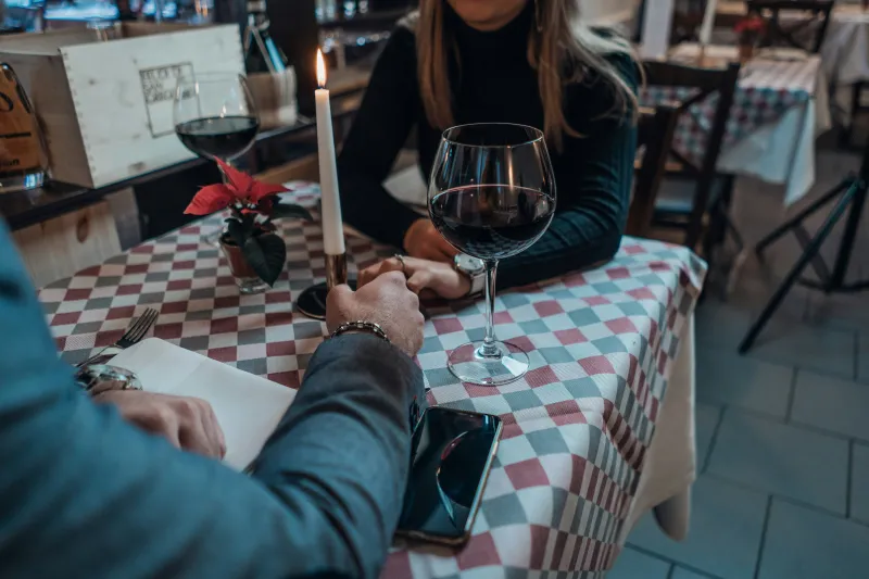 Forget Romance - Some People Just Want a Free Meal on Their Date