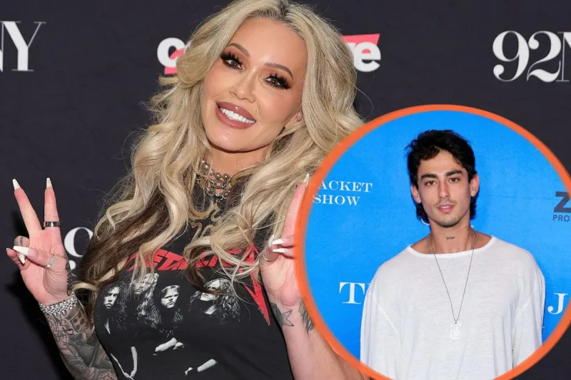 Bunnie Xo Reveals Exactly When + How She Started Dating Dylan Wolf