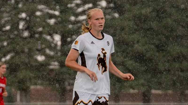 Brooke Brown Nets a Hat Trick as Soccer Defeats UNLV, 4-2