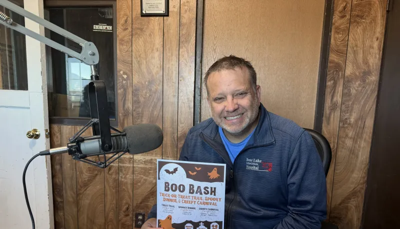 Wave Radio Interview: Shane Johnson -- Boo Bash