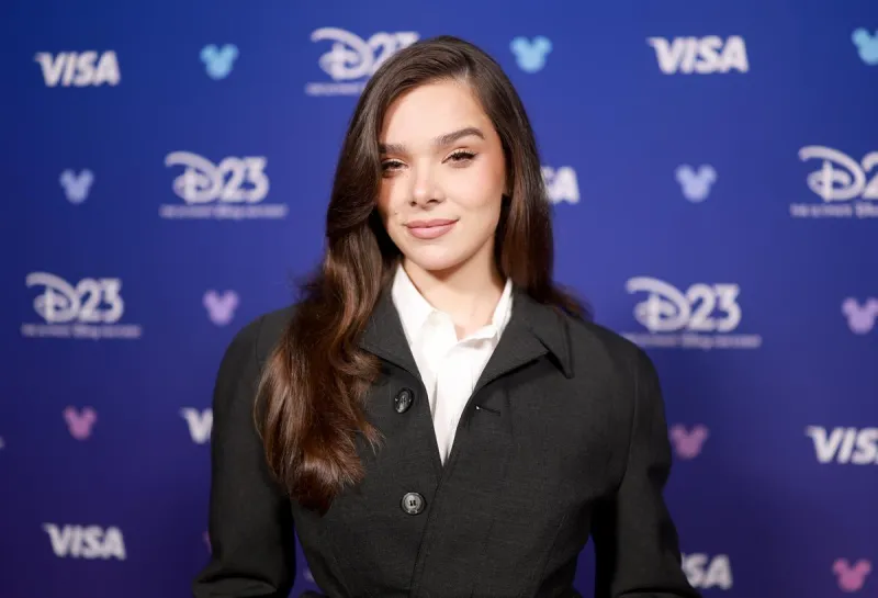 Hailee Steinfeld Caught On Camera During Buffalo Bills Game