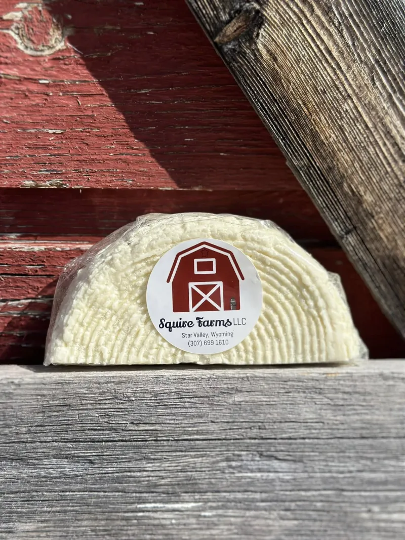 SVI Radio Interview: Suzanne Mate' & Dustin Nielson -- Squire Farms