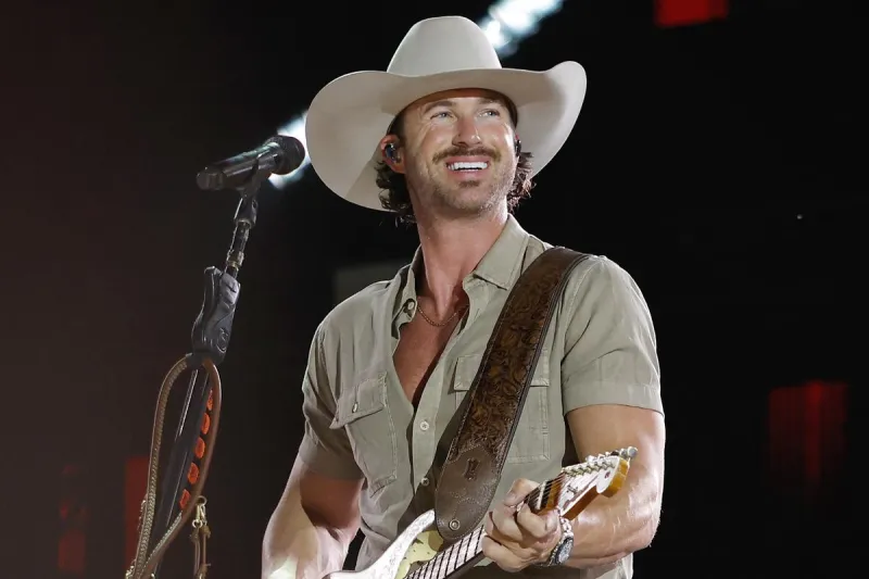 Riley Green's Best Songs - Country's Top Modern Artists