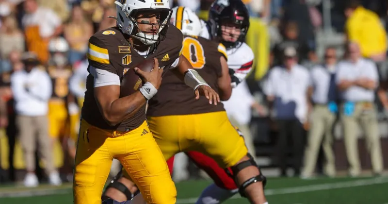 Tyler Hughes lights it up, plus four more takeaways from Cowboys' win