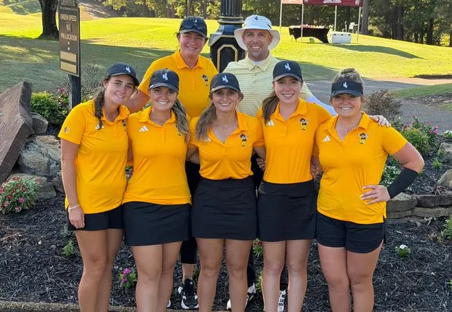 Cowgirls finish fourth at the 20-team Diamante Invitational