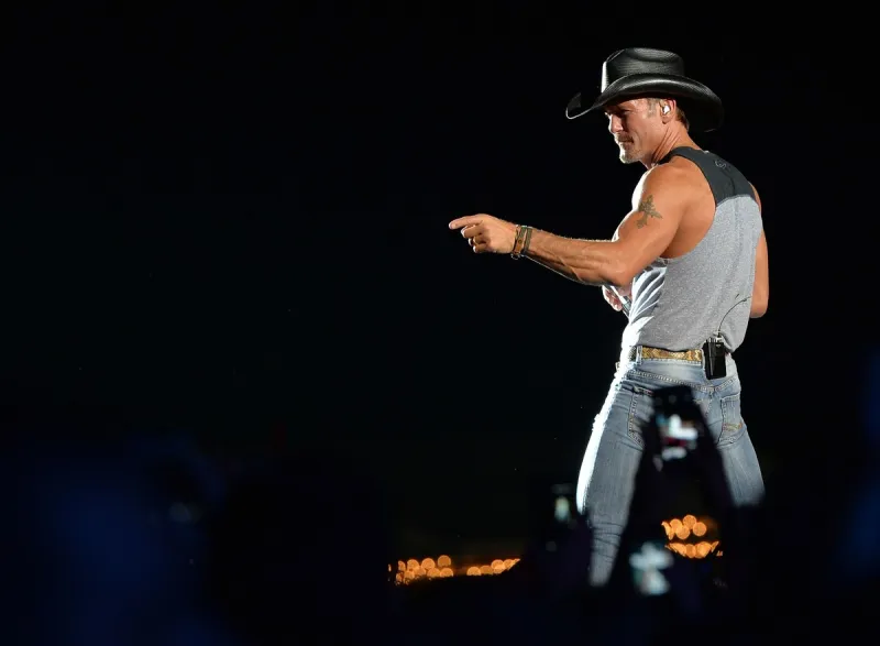 Tim McGraw's 'Live Like You Were Dying' Is a Wake-Up Call
